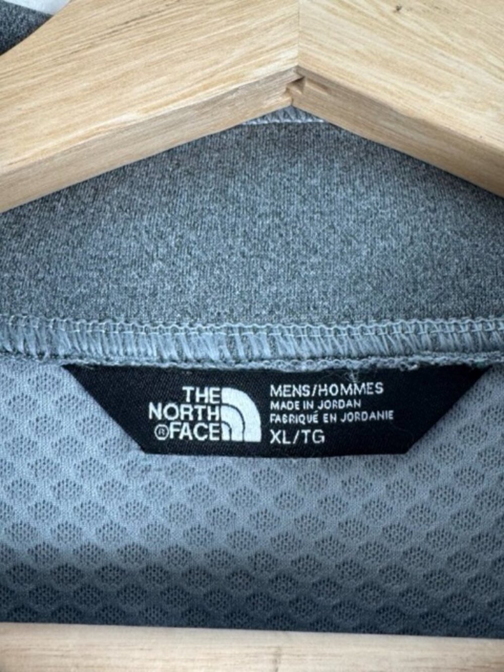 The North Face FlashDry Pullover Men’s XL Grey 1/4 Zip Athletic Top Polyester - Picture 4 of 10
